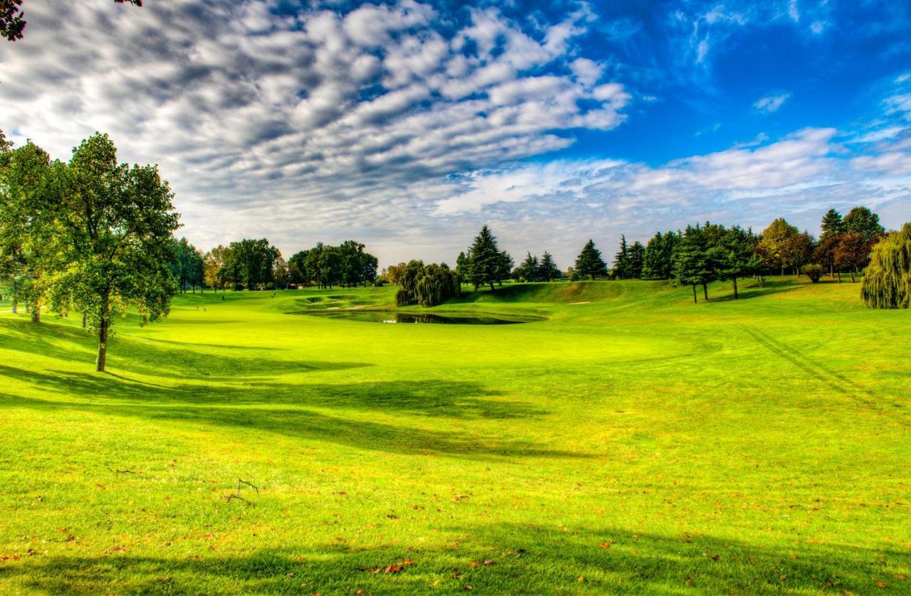 Le Robinie Golf & Resort Solbiate Olona Exteriér fotografie